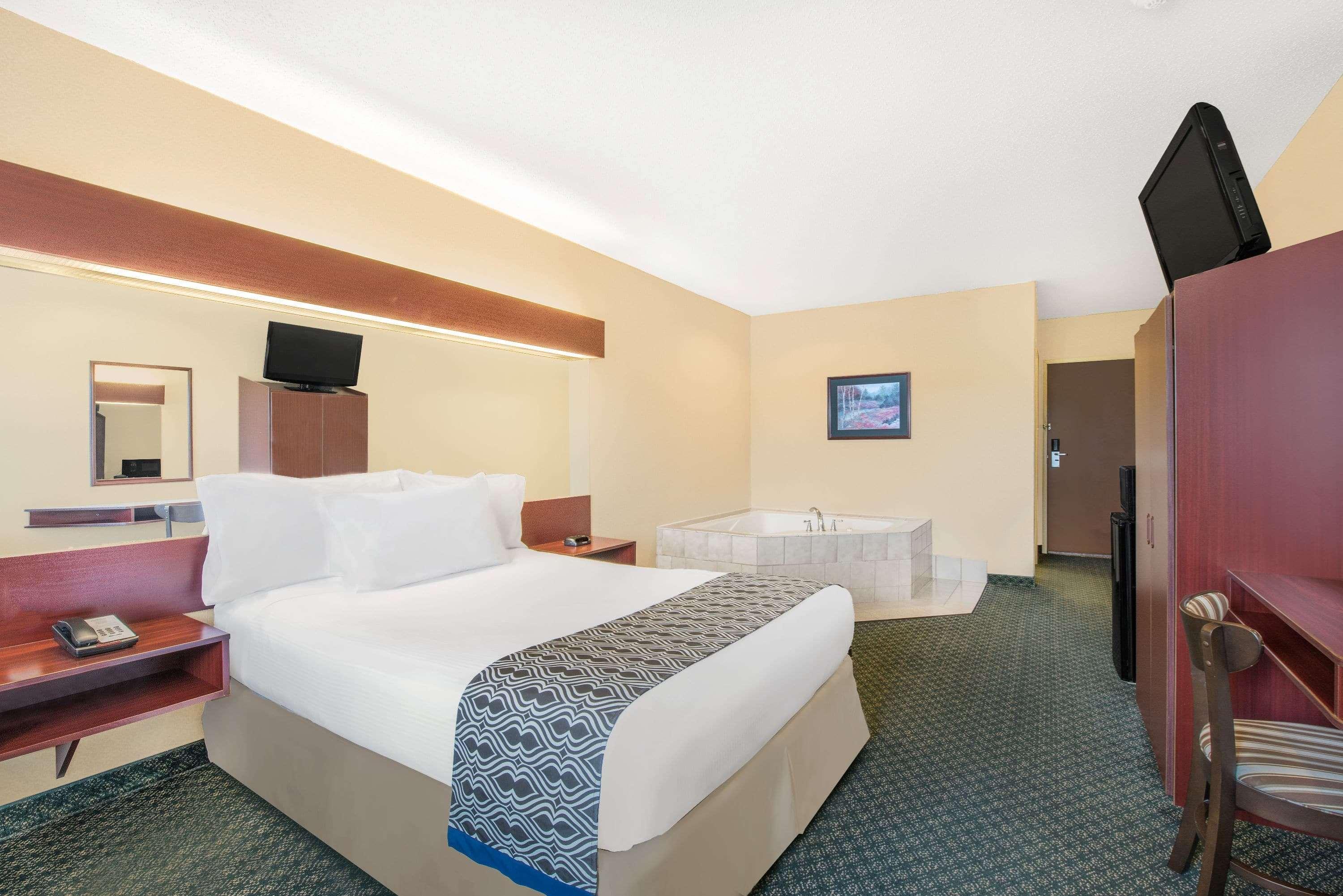Microtel Inn & Suites By Wyndham המבורג מראה חיצוני תמונה
